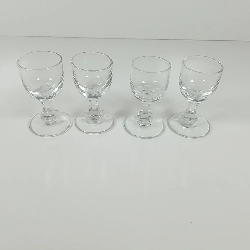 Vintage 4 Libbey Liqueur Cordial Shot Glasses.
